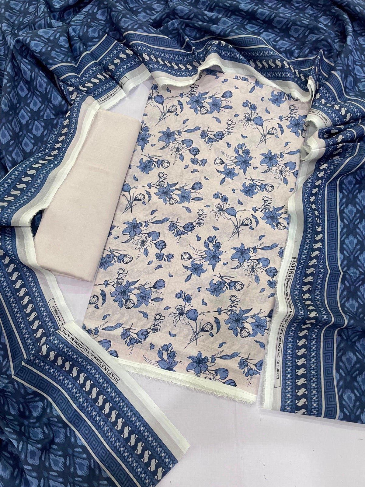 DIGITAL PRINT REGALIA 3pc